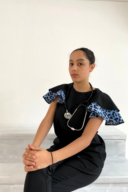 FAHMEEDA TOP BLACK LEOPARD PRINT FRILL CONTRAST