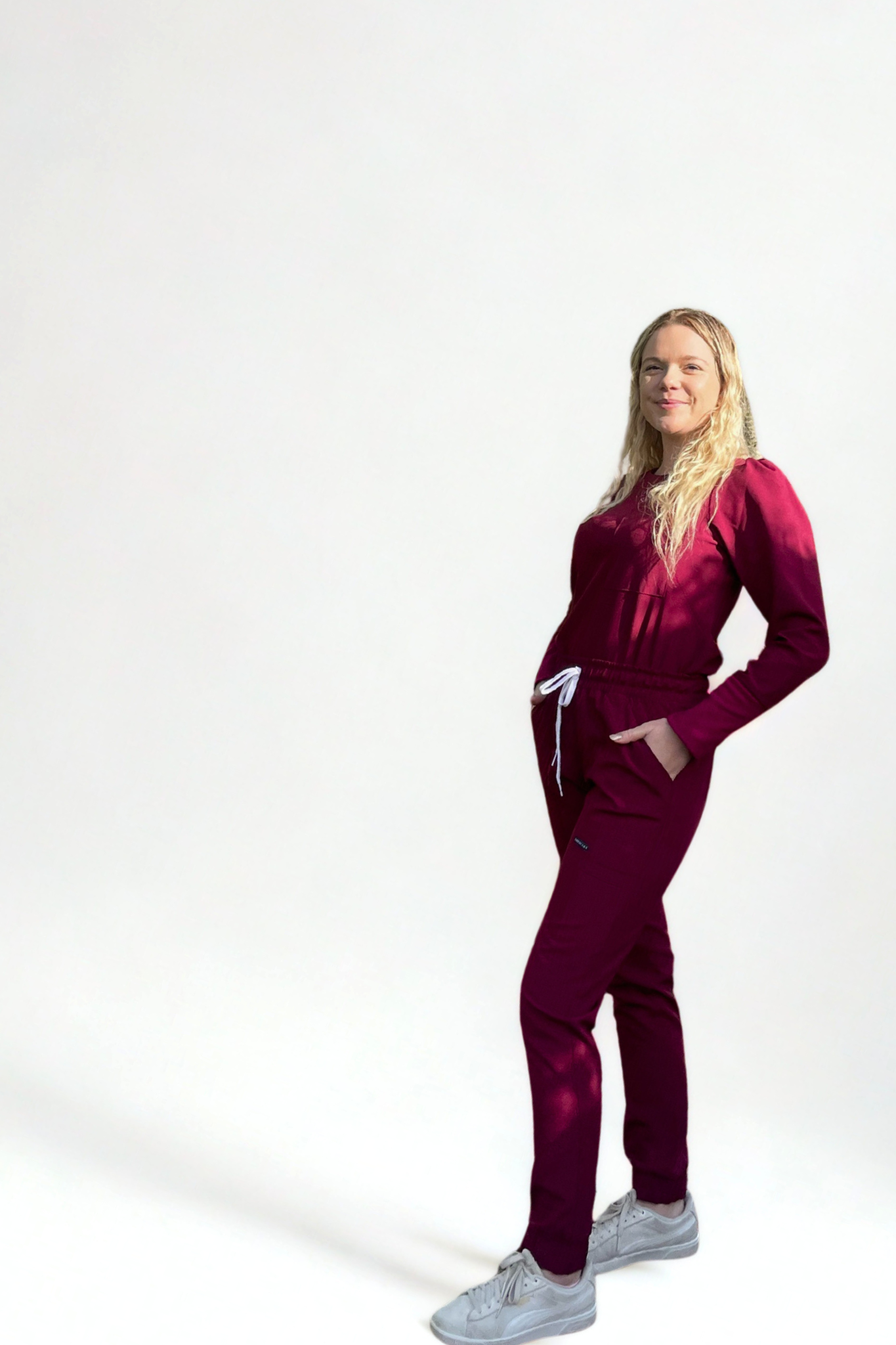 NICOLA SET BURGANDY